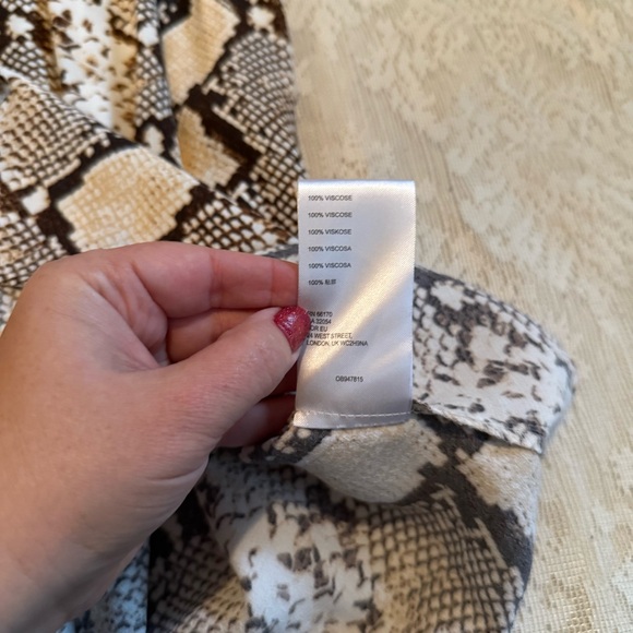 Maeve by Anthropologie Juno Snakeskin V-neck dress - Picture 8 of 10